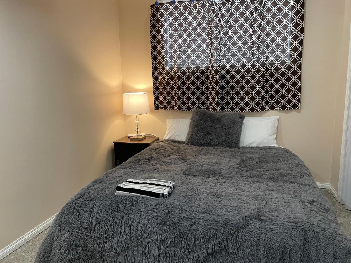 Super Luxury & Cozy Lower Level Apartment In Nw Calgary, Ab Close To Banff 외부 사진